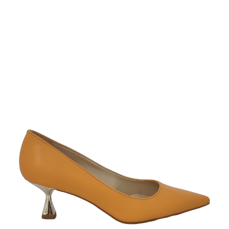 Tacco particolare new arrivals