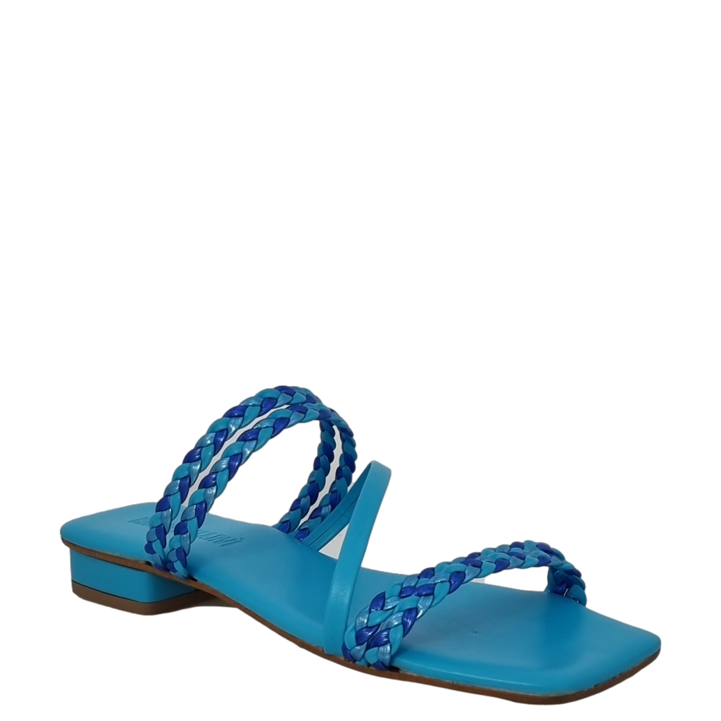 Sandali bassi azzurro con treccia bicolore a punta quadrata