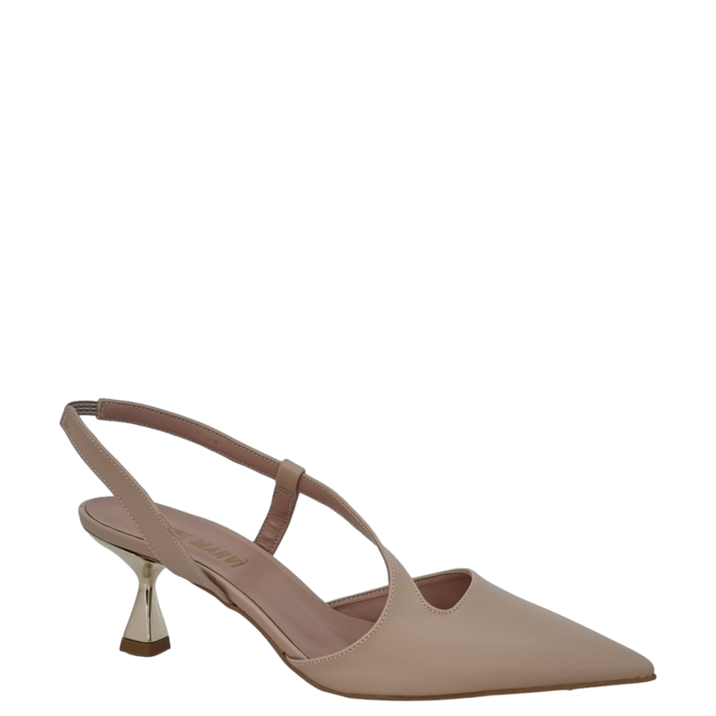 Décolleté chanel pelle nude con tacco basso oro - Main Image