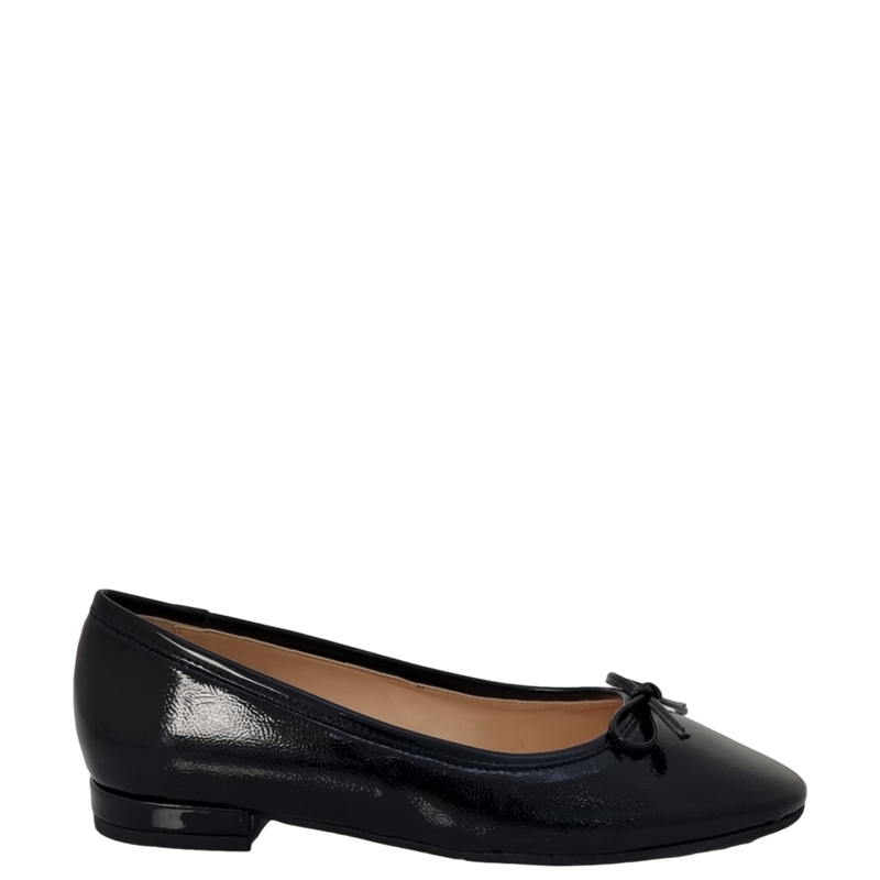 Ballerine in vernice nero con fiocchetto F/W