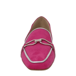 Mocassini fuxia con tacco basso punta semi quadrata e accessorio silver