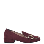 Mocassini punta quadrata camoscio bordeaux e accessorio oro F/W